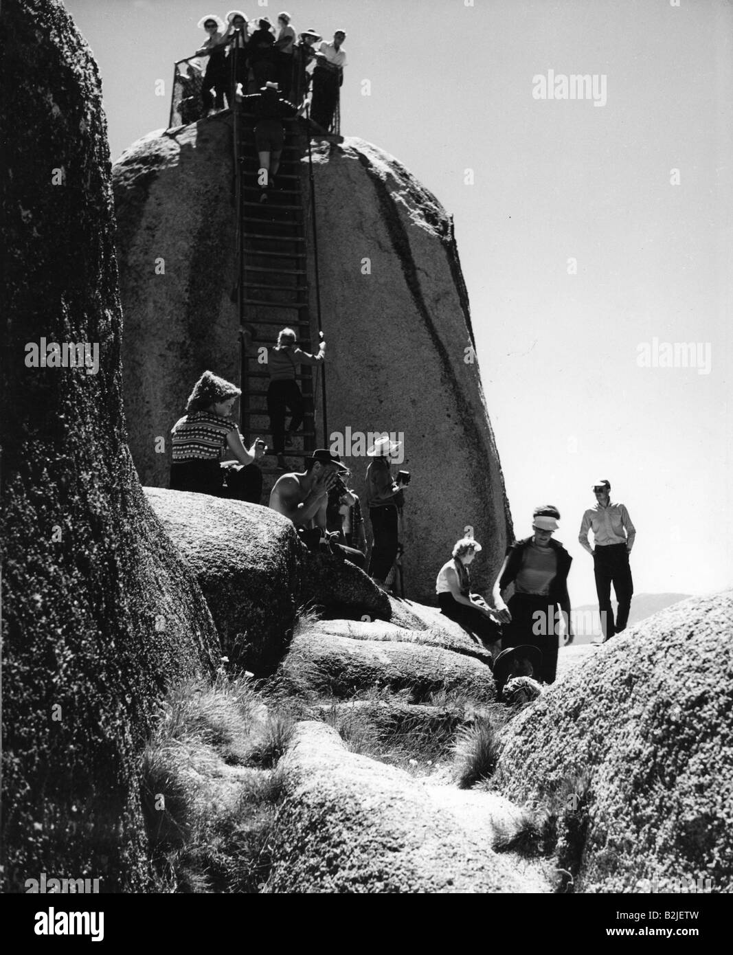 geography / travel, Australia, South Australia, Victoria, Monolith, viewing platform, 1950s, Stock Photo