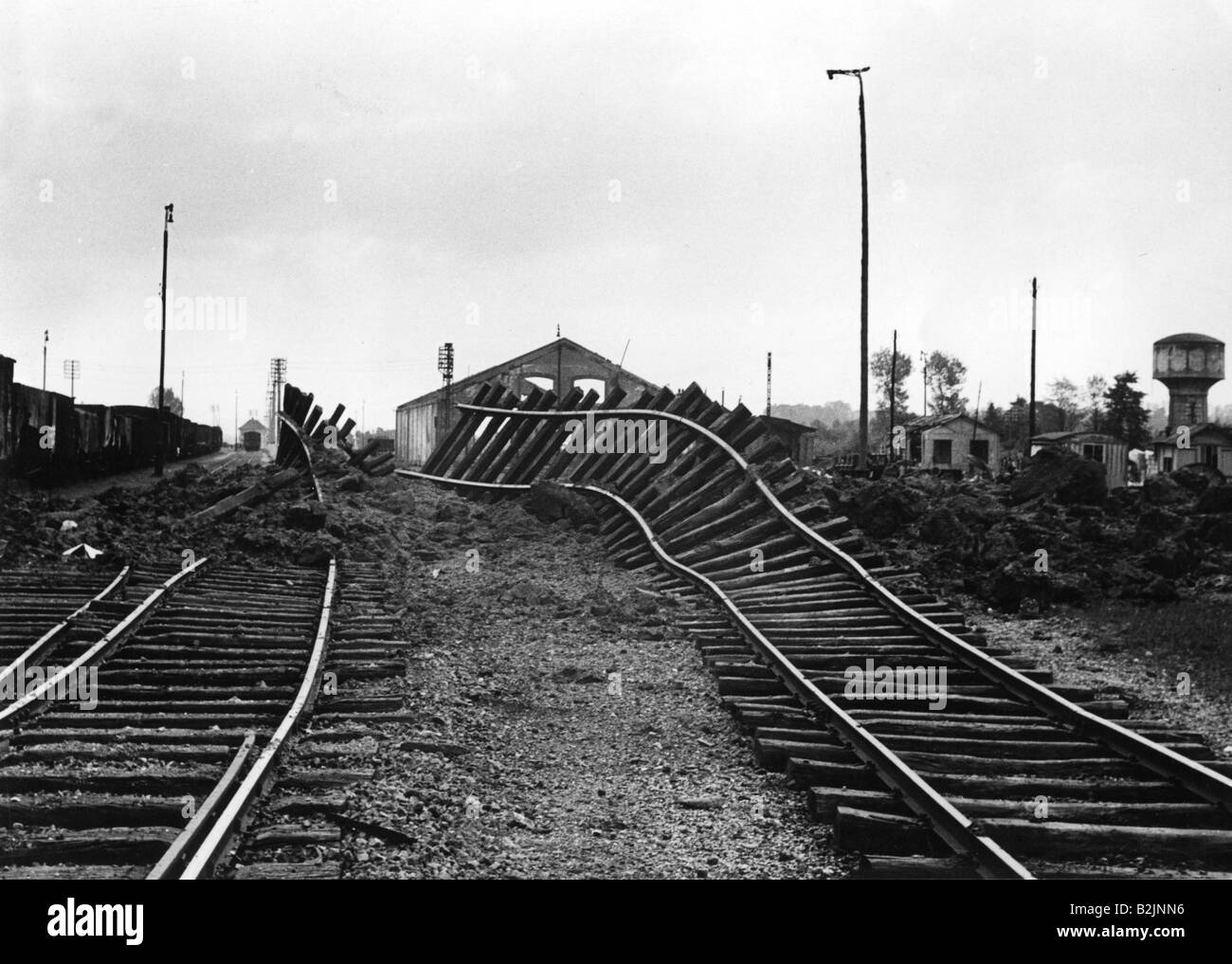 events, Second World War / WWII, France, destroyed rails after German air raid, 13.5.1940, Stock Photo