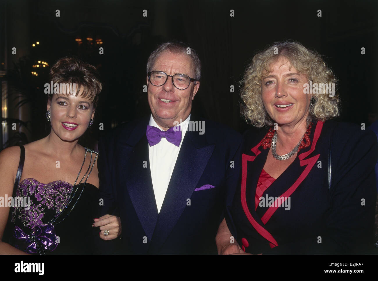 Bruhn, Christian, * 17.10.1934, German composer, half length, with his wife Erica Goetz and Renate Schmidt, at his 60th birthday party, Munich, 1994, Stock Photo