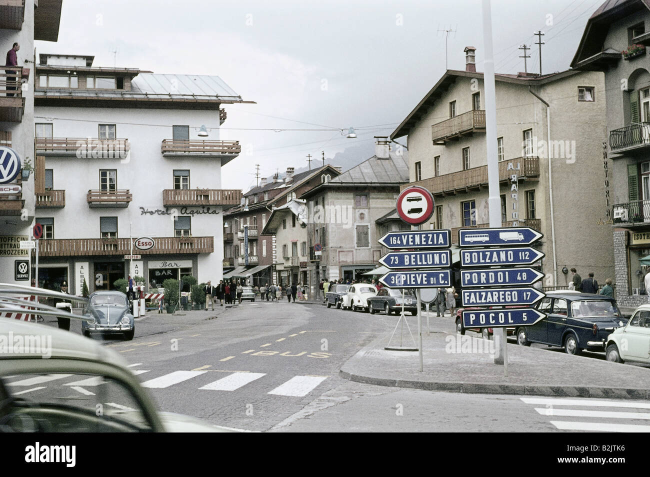 Italy 1960s street hi-res stock photography and images - Alamy