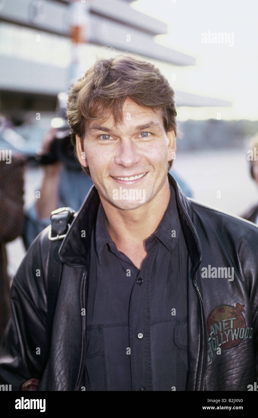 Swayze, Patrick, 18.8.1952 - 14.9.2009, US actor, portrait, arrival at Cologne Bonn Airport, 25.9.1992, Stock Photo