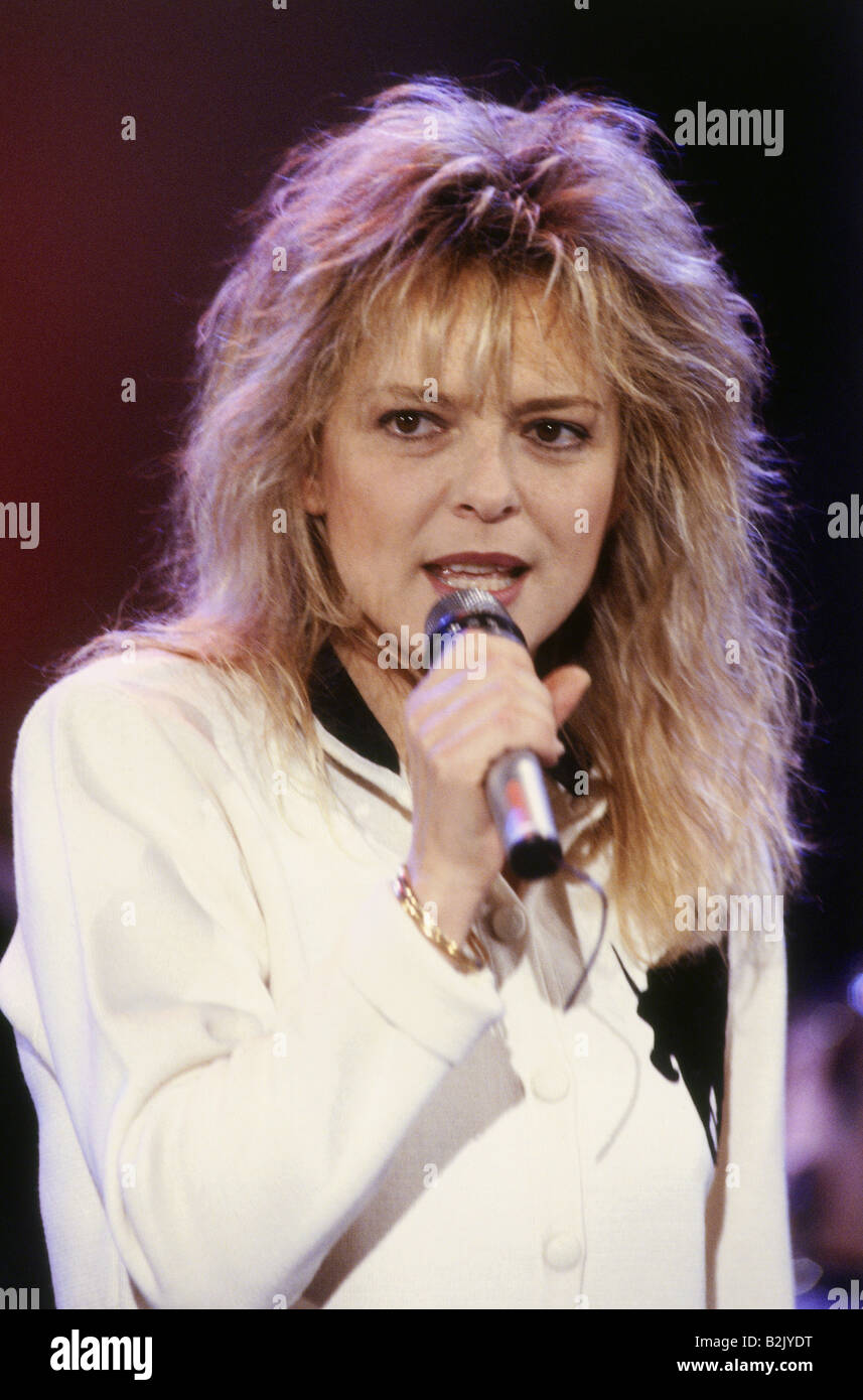 Gall, France, * 9.10.1947, French singer (Pop), half length, during music act, 1980s, Stock Photo