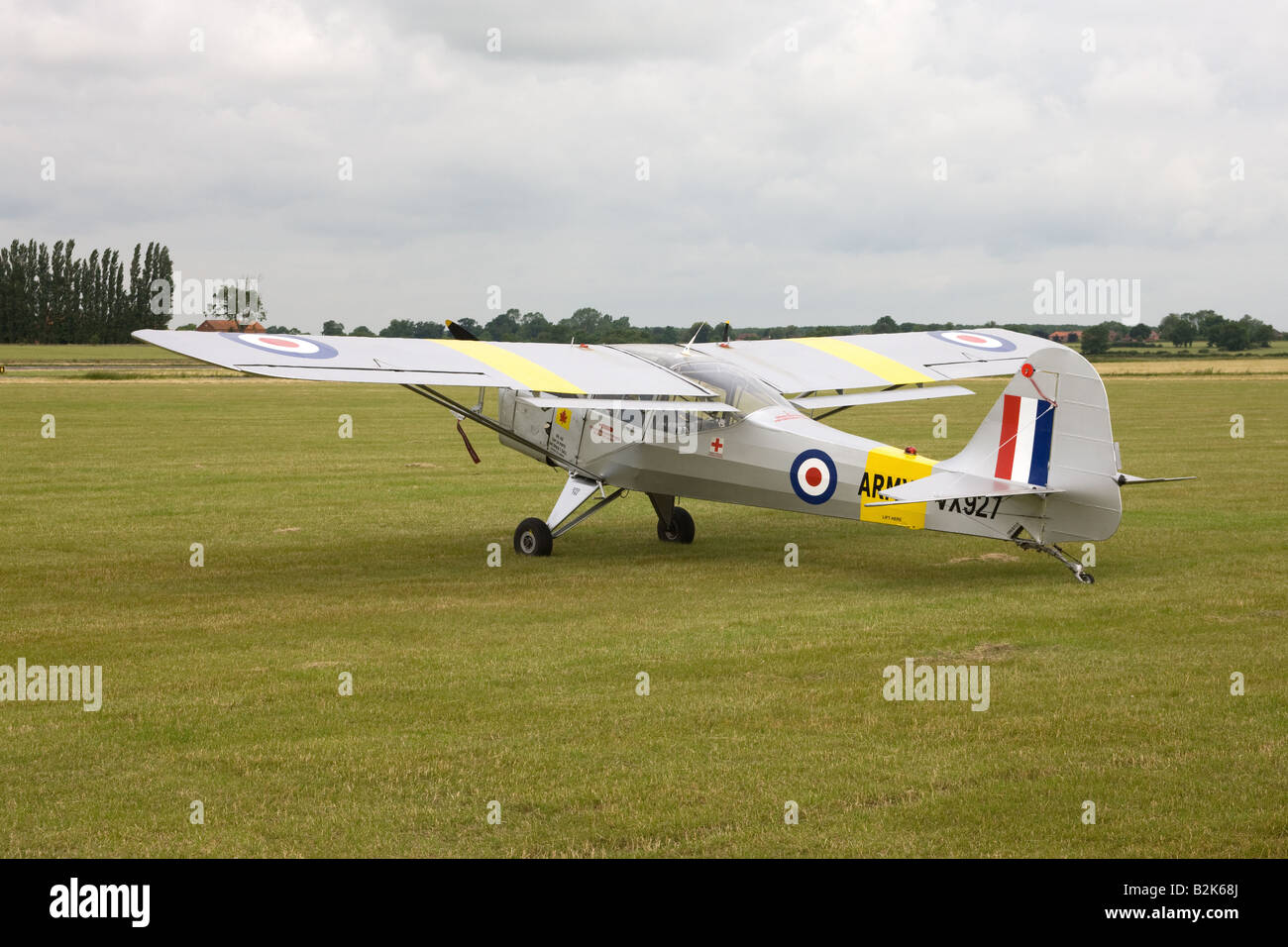 Beagle A61 Terrier Series 2 VX927 G-ASYG parked at Wickenby Airfield Stock Photo