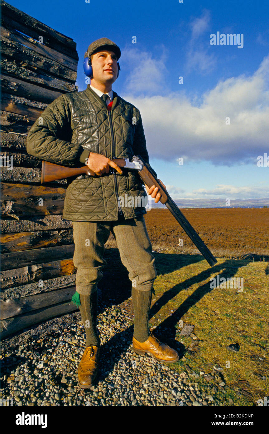 clay pigeon shooting scotland Stock Photo Alamy clay pigeon shooting scotland Stock Photo Alamy