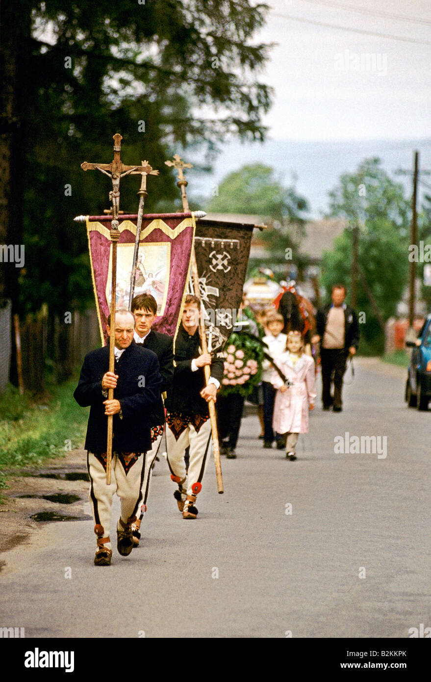 Cortege procession funeral hires stock photography and images Alamy
