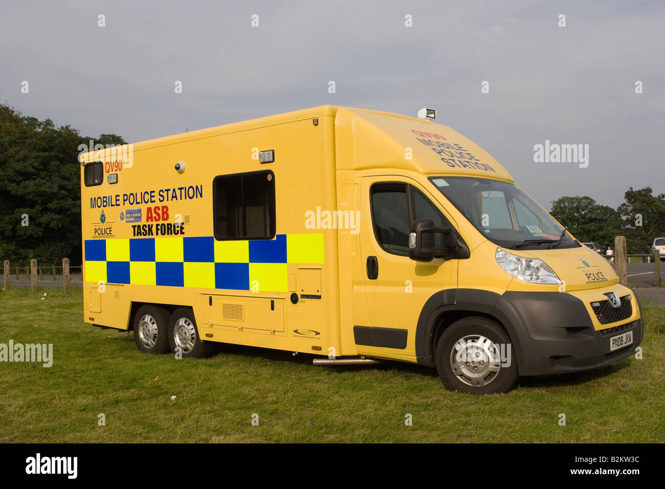 Mobile UK Police station Stock Photo - Alamy