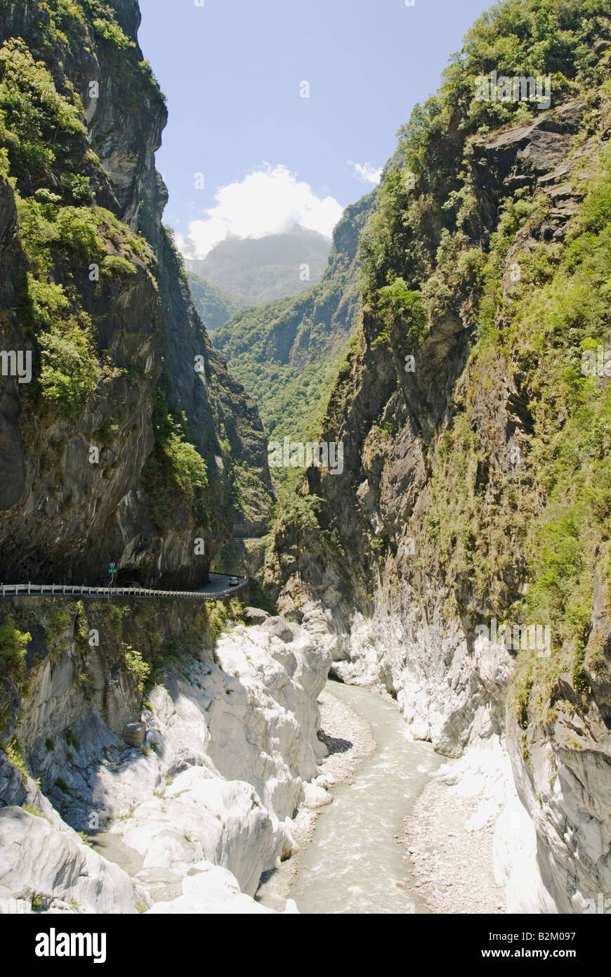 Taroko gorge hi-res stock photography and images - Alamy