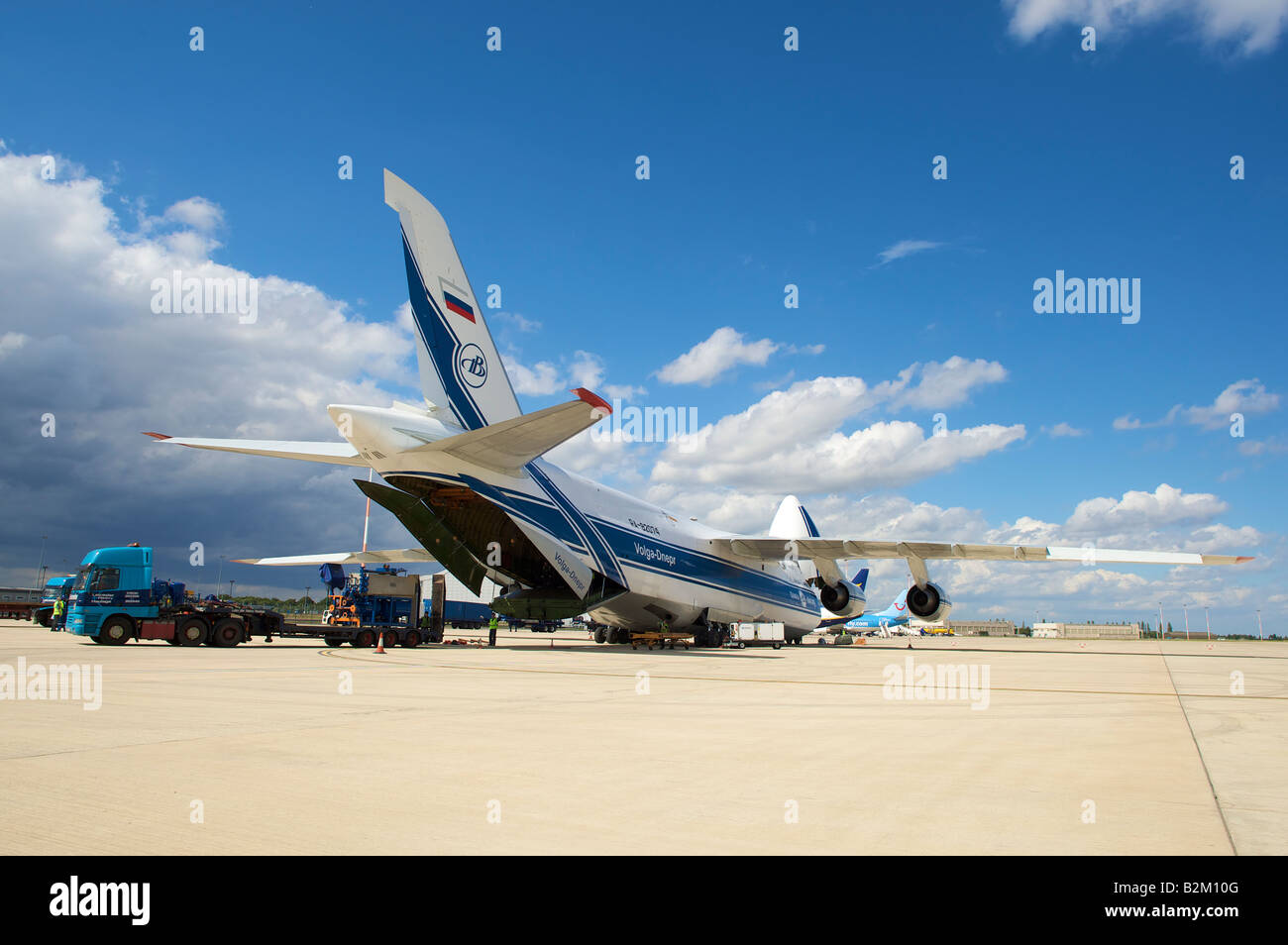 A giant Antanov 124, one of the largest cargo planes in the world, awaits cargo at Robin Hood Airport Doncaster Sheffield Stock Photo