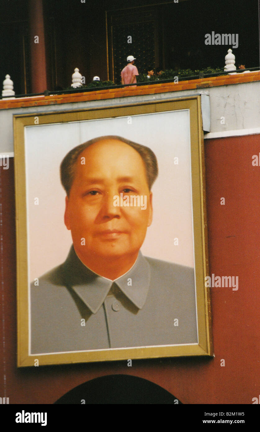 Big painting of Mao above entrance gate of forbidden city Stock Photo