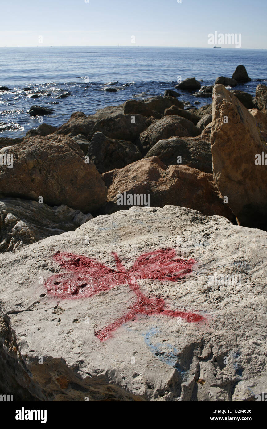 Spray painted rocks hi-res stock photography and images - Alamy