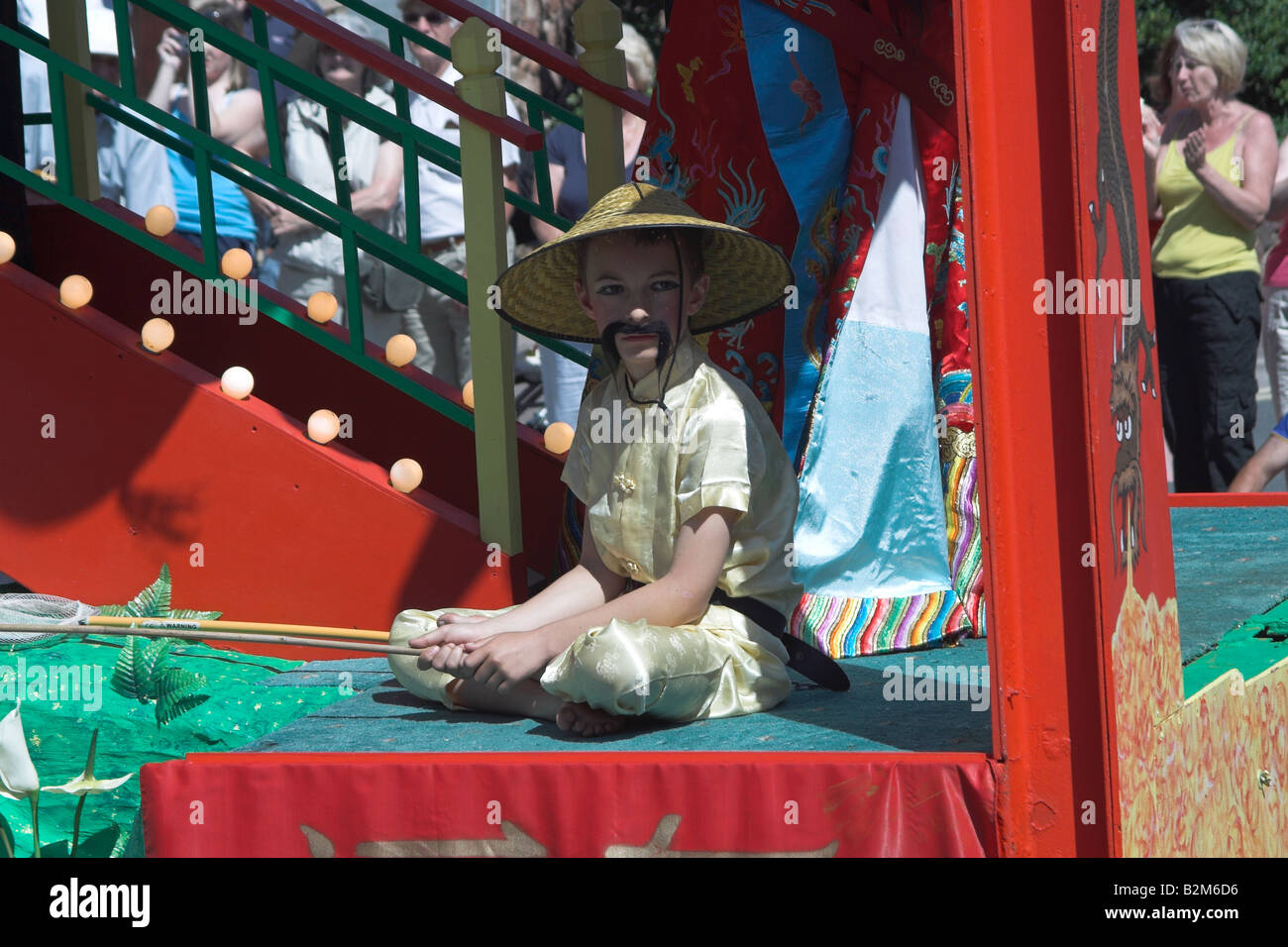 Carnival uk float hires stock photography and images Alamy