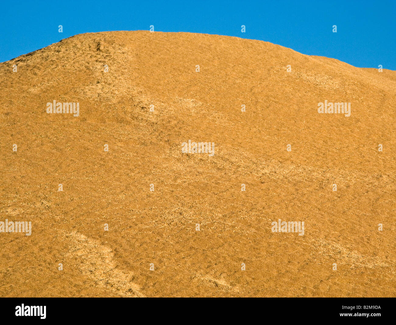 Grain pile hi-res stock photography and images - Alamy