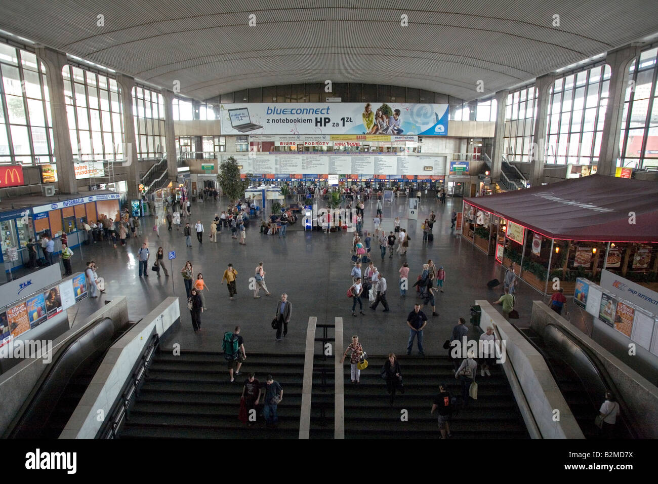 Interior of Warsaw main train station Stock Photo Alamy
