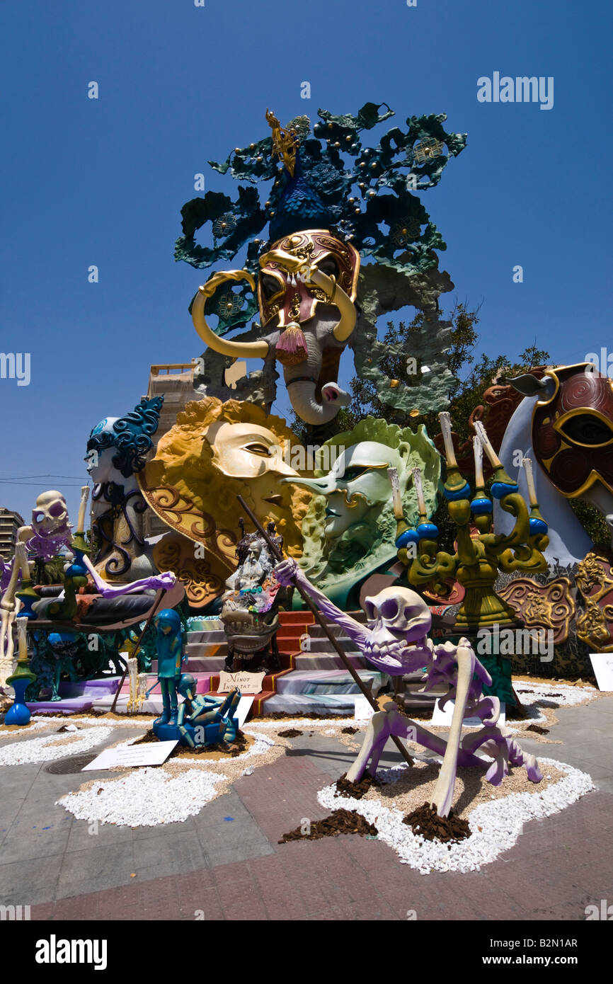 Painted sculptures of wood and foam burned at midnight on the Eve of St