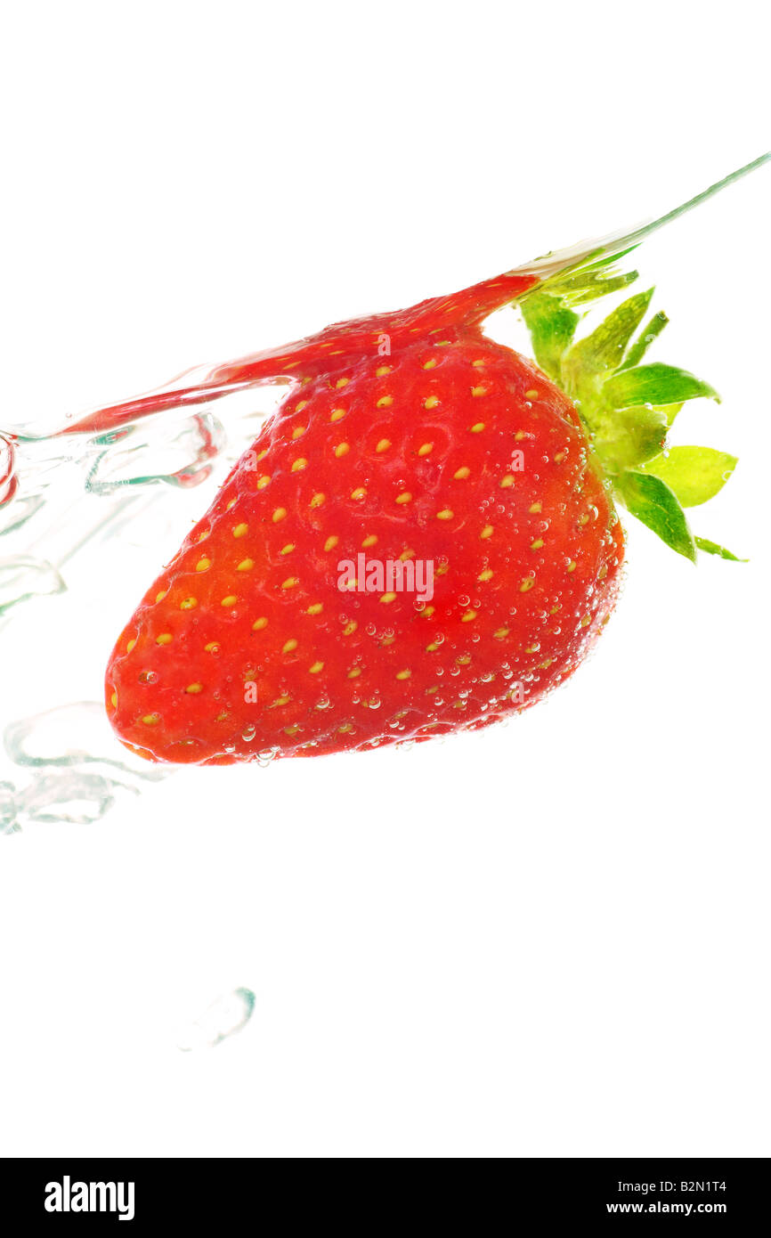 fresh ripe strawberry in water ready to eat Stock Photo - Alamy