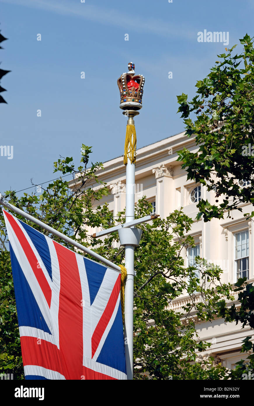 Crown and Union Jack, the Mall, London Stock Photo Alamy
