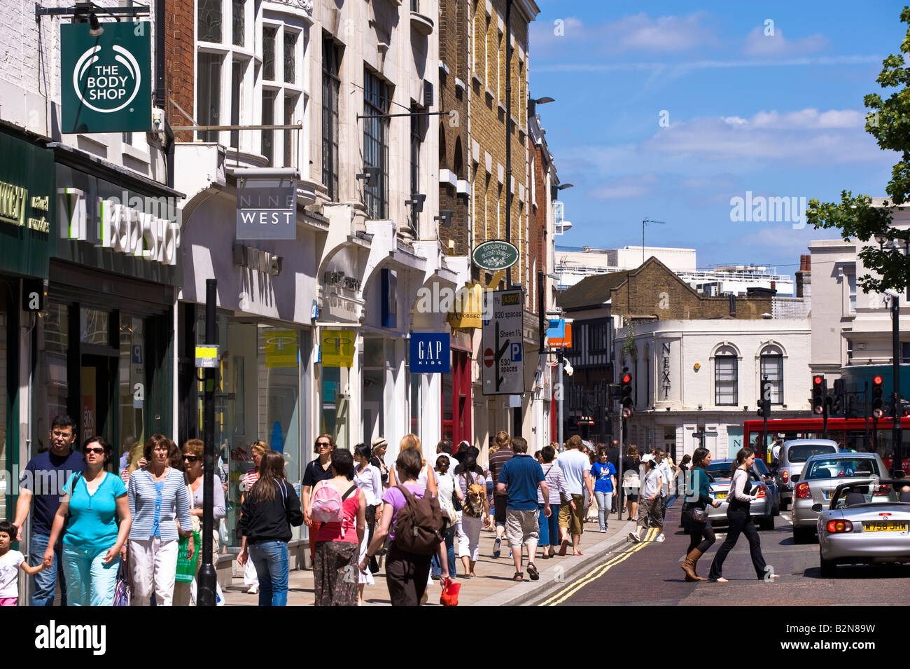 Shops and people shopping George Street Richmond TW10 Surrey United ...