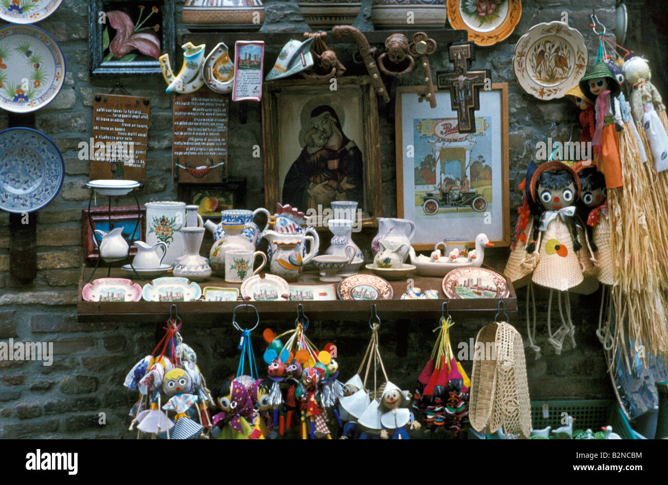 ceramics and souvenirs, san gimignano, italy Stock Photo