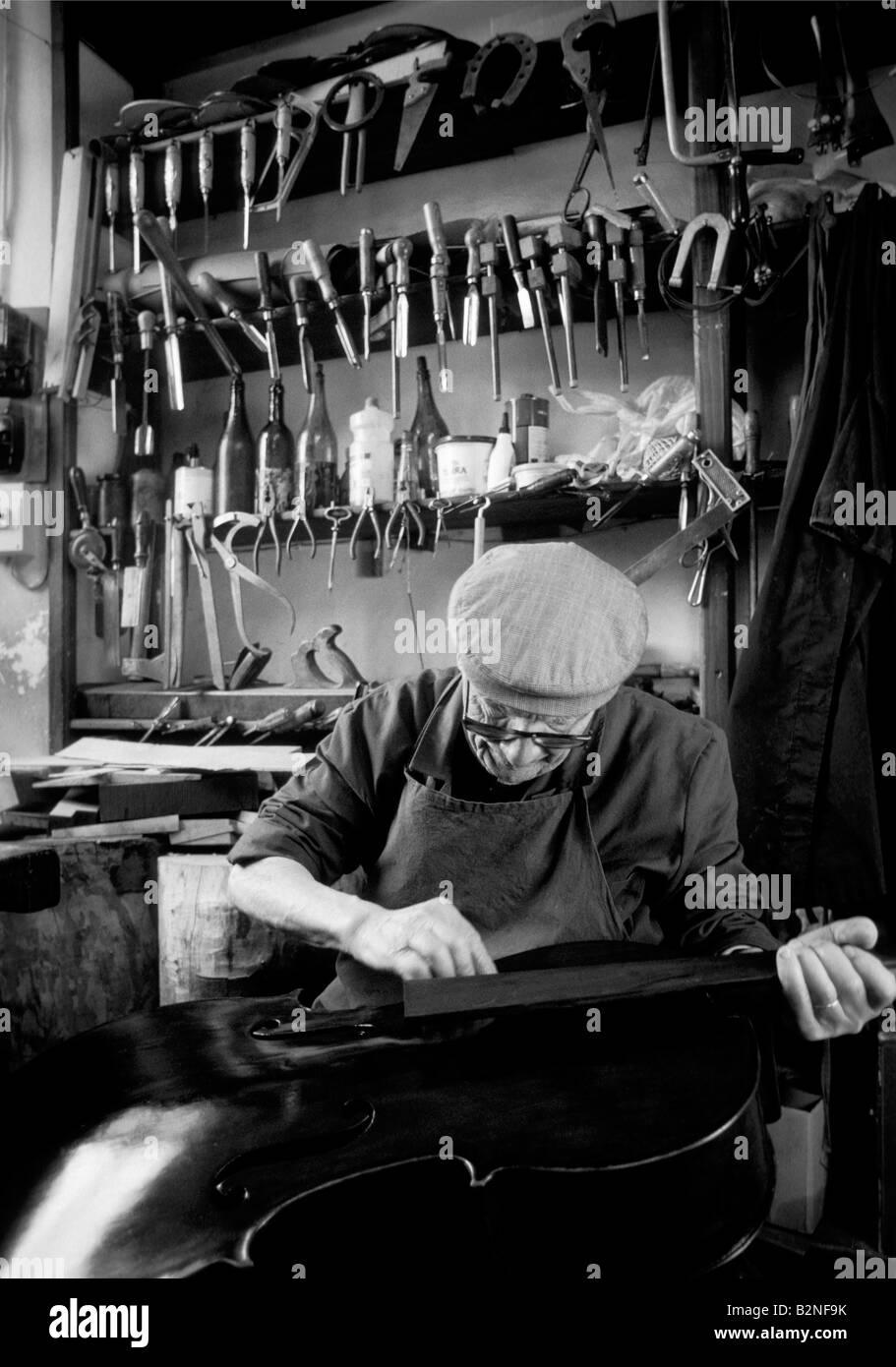 maker of stringed instruments, ascoli piceno, italy Stock Photo