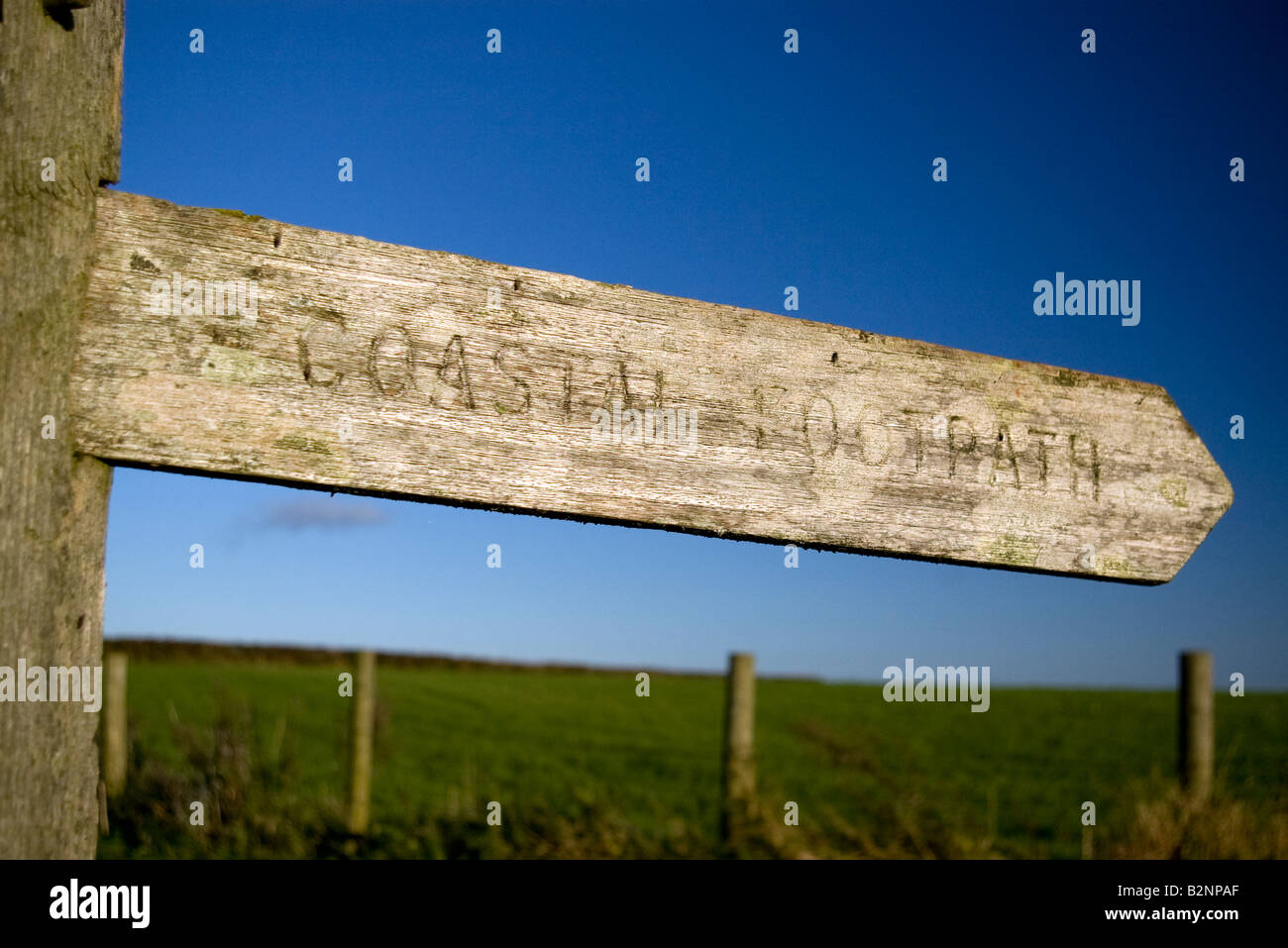 Coastal path sign Stock Photo - Alamy