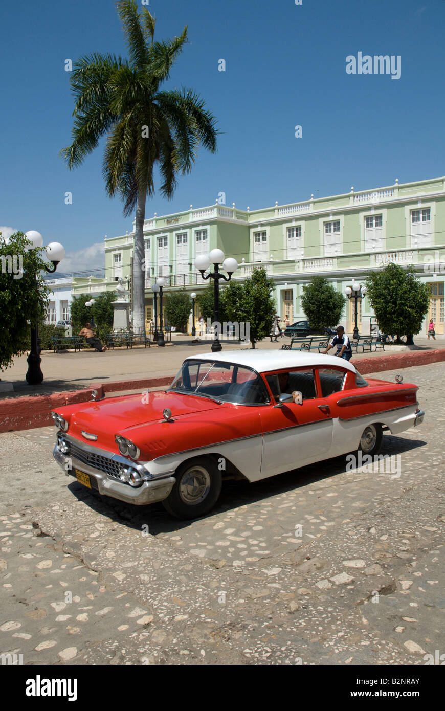 Vintage American classic car in Trinidad, Cuba Stock Photo - Alamy