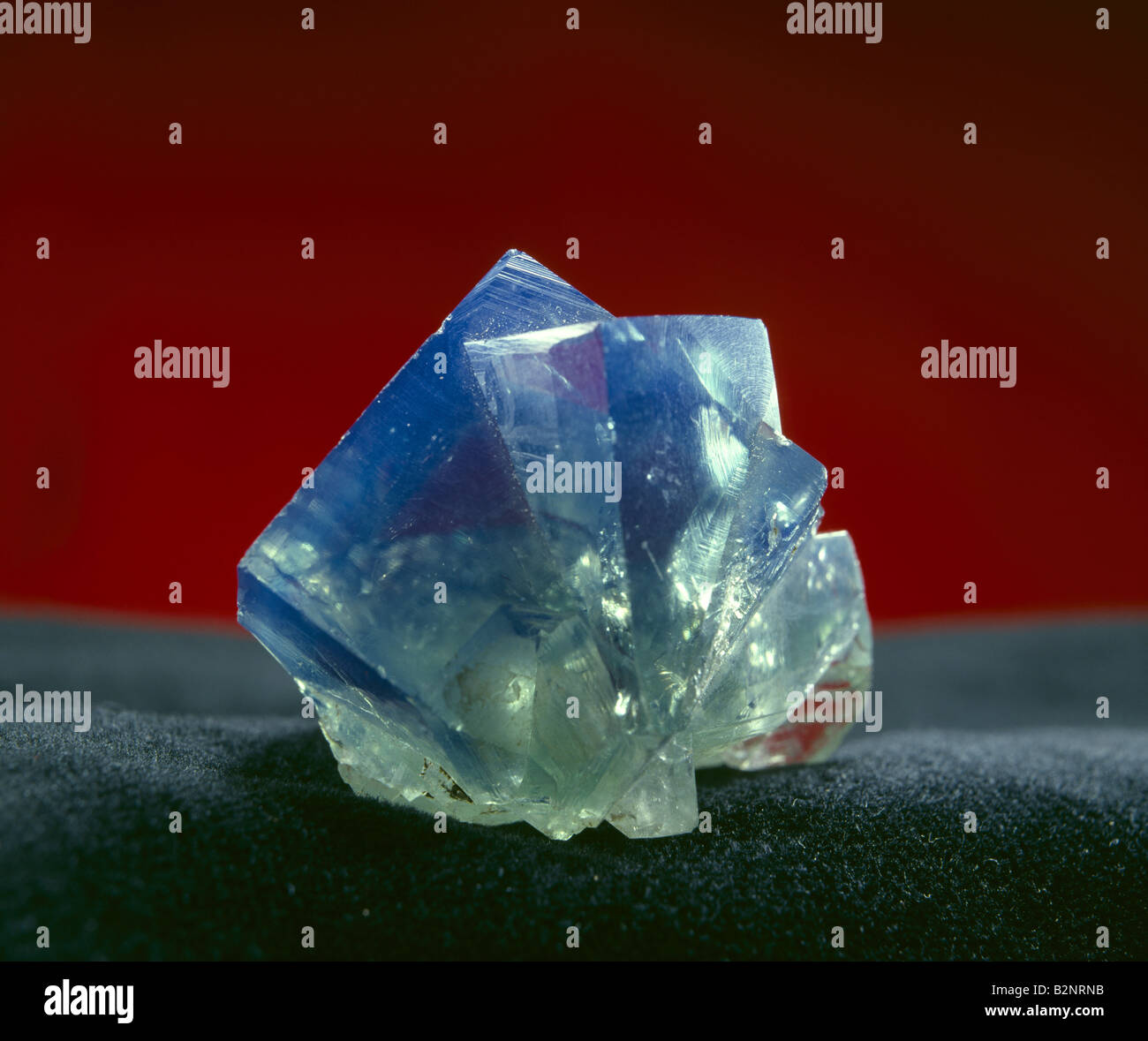 Twin crystals hires stock photography and images Alamy