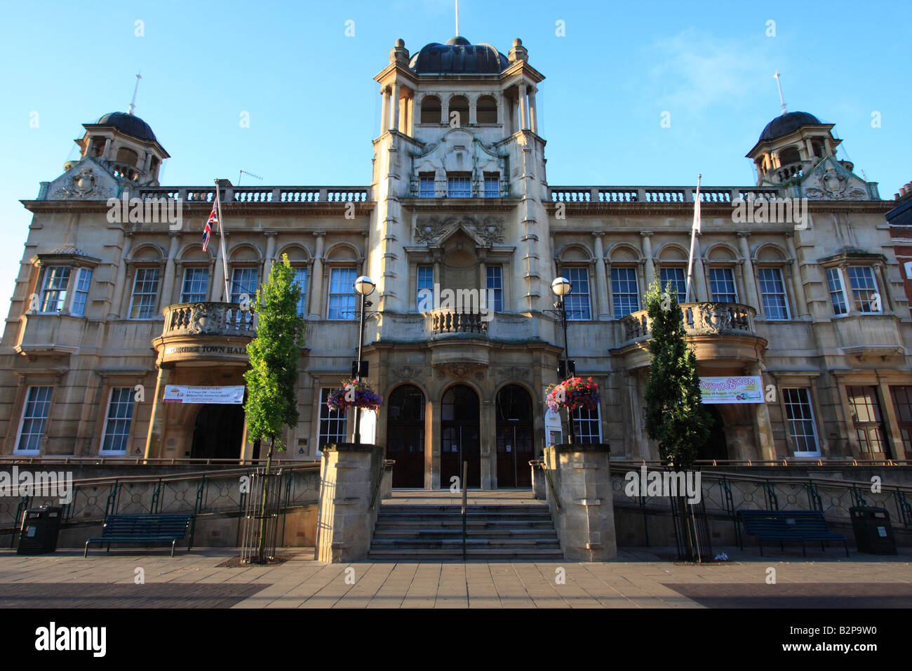 Redbridge Town Hall, Ilford High Road ilford essex england uk gb Stock