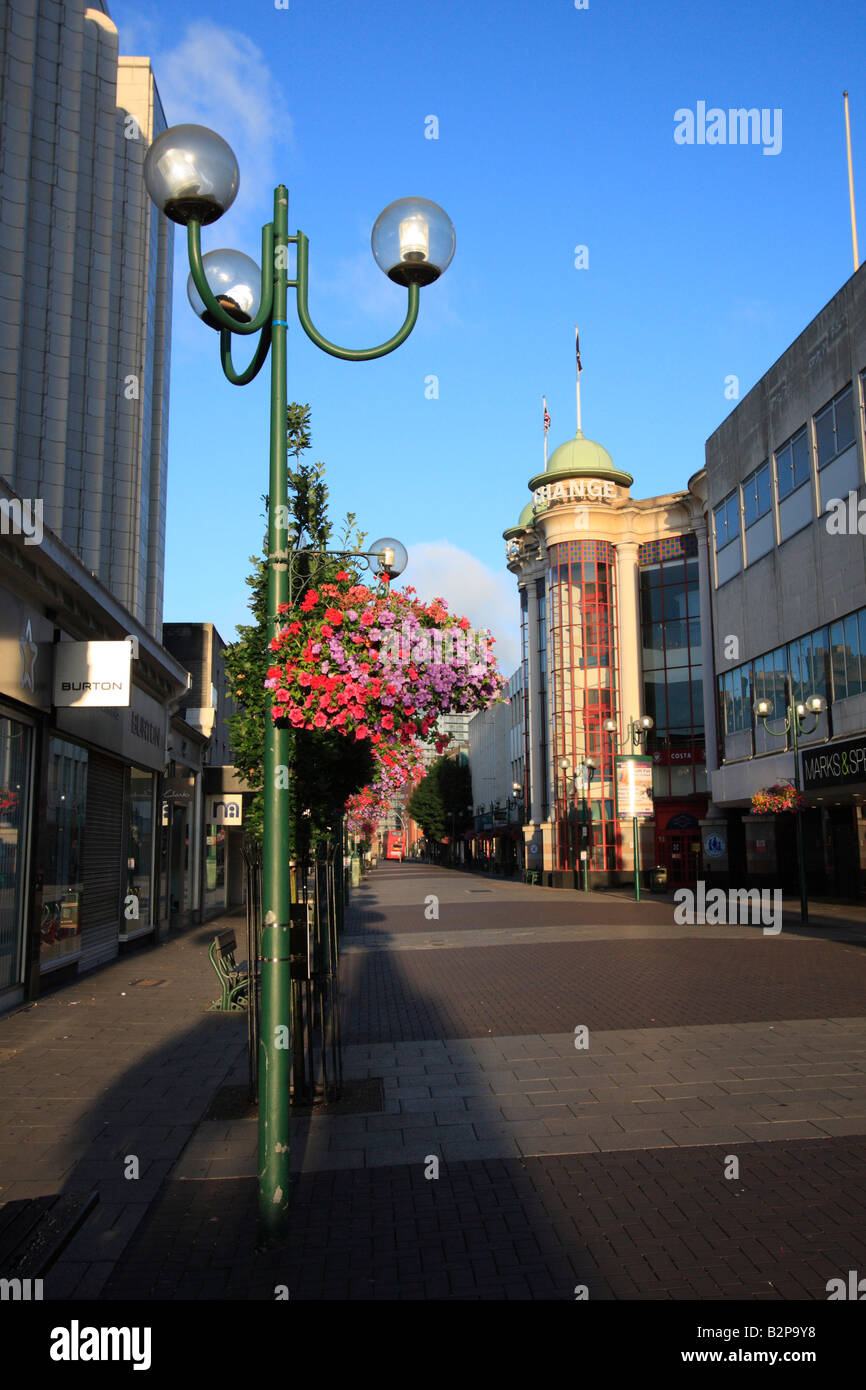 Ilford high road essex england uk gb Stock Photo Alamy