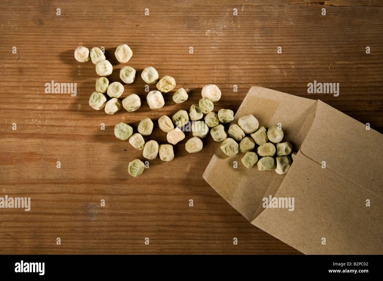 Seeds spilling packet hires stock photography and images Alamy