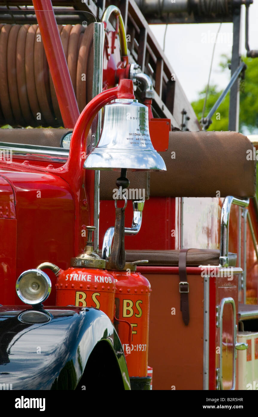 Red fire engine hi-res stock photography and images - Alamy