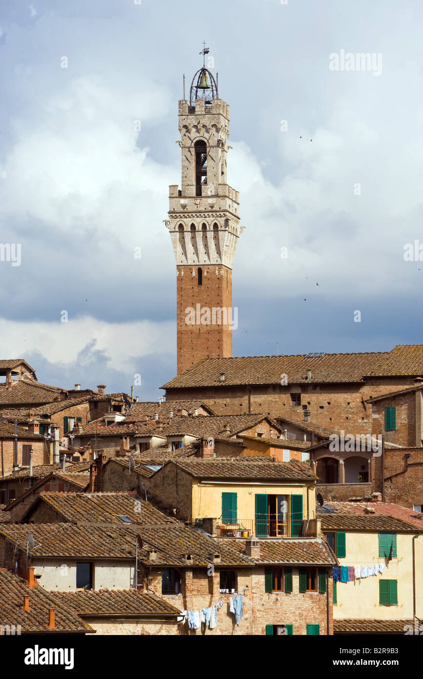 The medieval town in the centre of the Tuscany The tower of the city hall Stock Photo