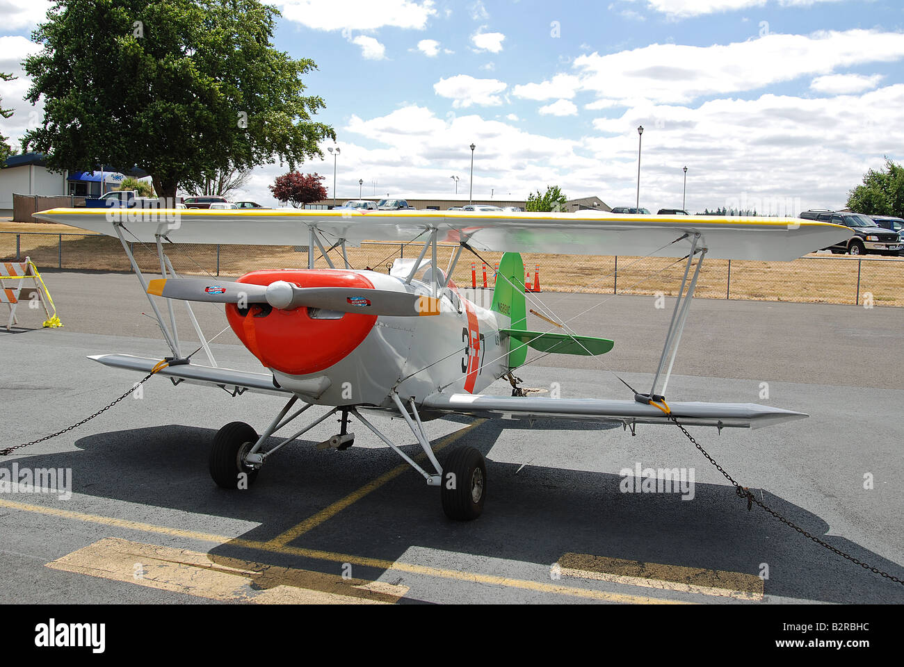 Mini plane hi-res stock photography and images - Alamy