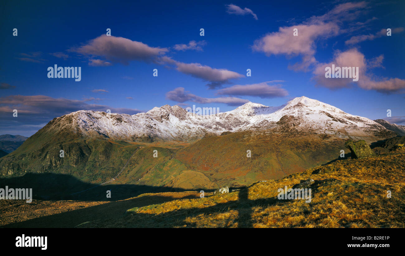 SNOWDON HORSE SHOE IN LATE WINTER SNOWDONIA NATIONAL PARK NORTH WALES