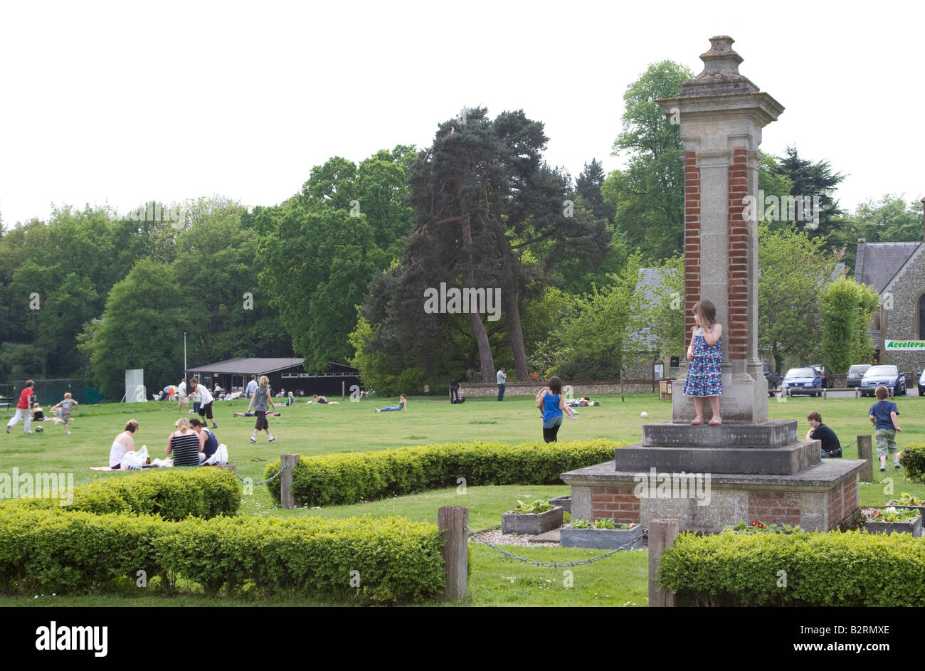 Village Green Chipperfield Hertfordshire Stock Photo Alamy
