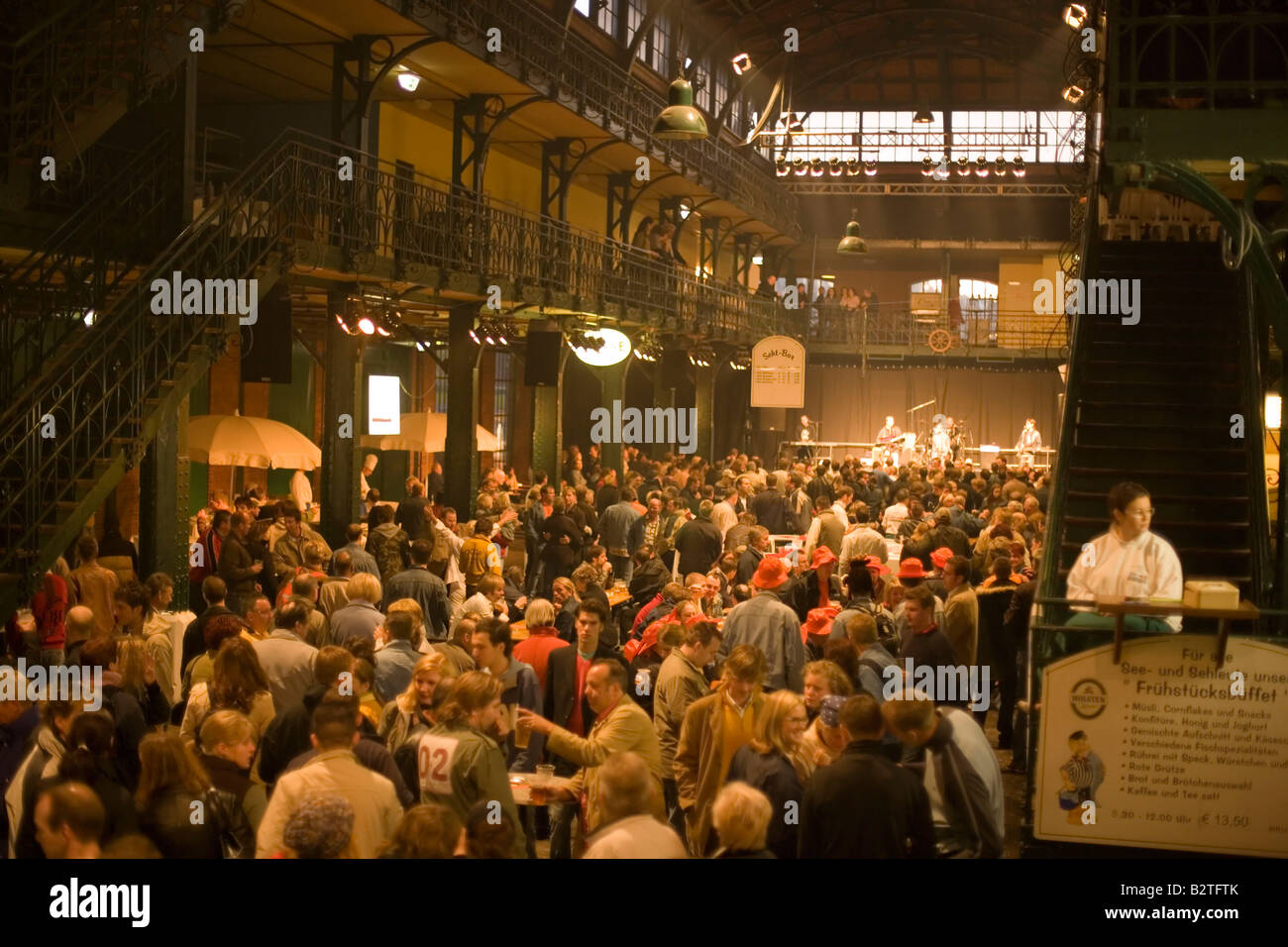 Concert in the market hall at 5 o' clock, Concert in the market hall at 5 o' clock in the morning at Fischmarkt, Sankt Pauli, Ha Stock Photo