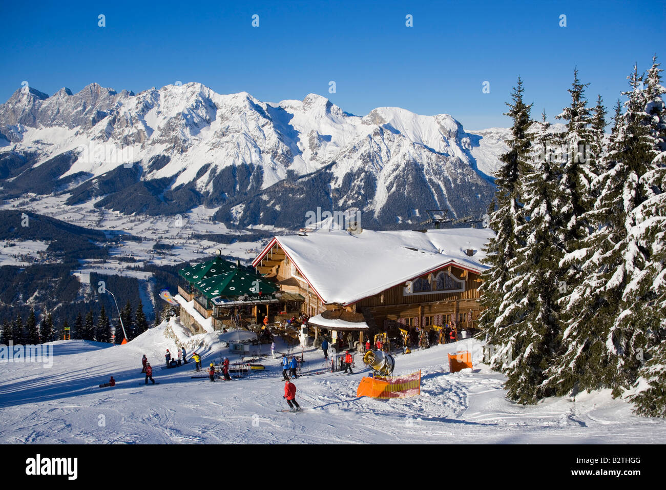 View over snow covered Schafalm to summit of the Dachsteinregion, Planai, Schladming, Ski Amade, Styria, Austria Stock Photo