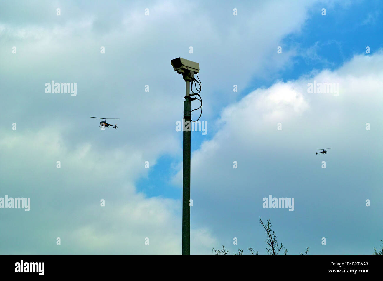 Two helicopters hi-res stock photography and images - Alamy