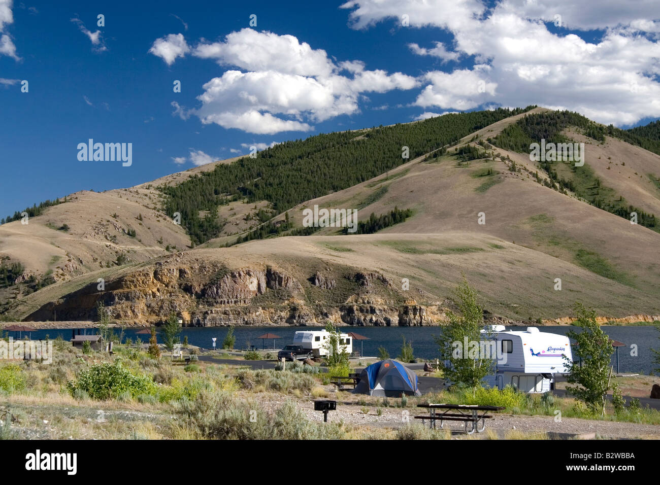 RV camping at Joe T Fallini BLM campground at Macay Reservoir below the