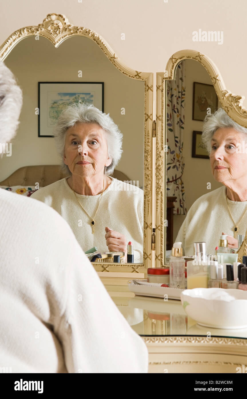 Senior woman at dressing table Stock Photo - Alamy Senior woman at dressing table Stock Photo - Alamy