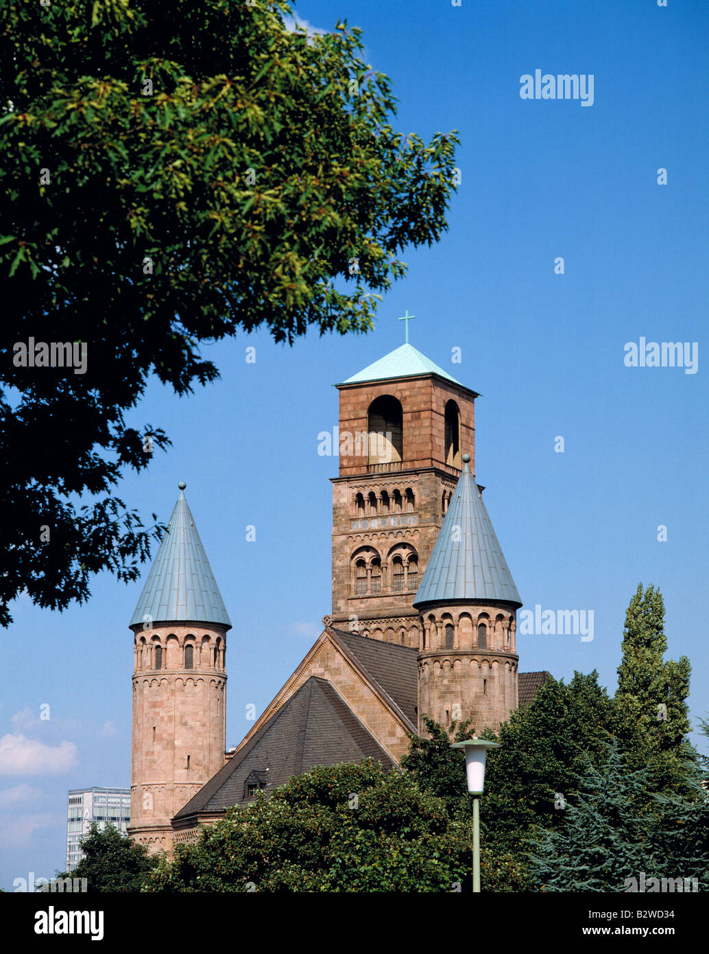 Erloeserkirche in Essen, Ruhrgebiet, NRW Stock Photo - Alamy