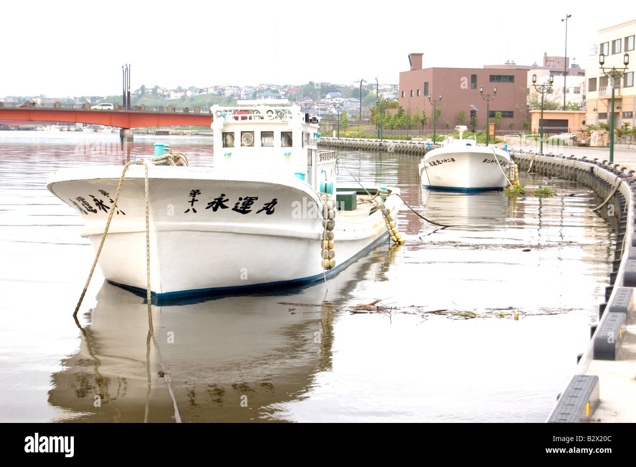 Japan river fishing hires stock photography and images Alamy