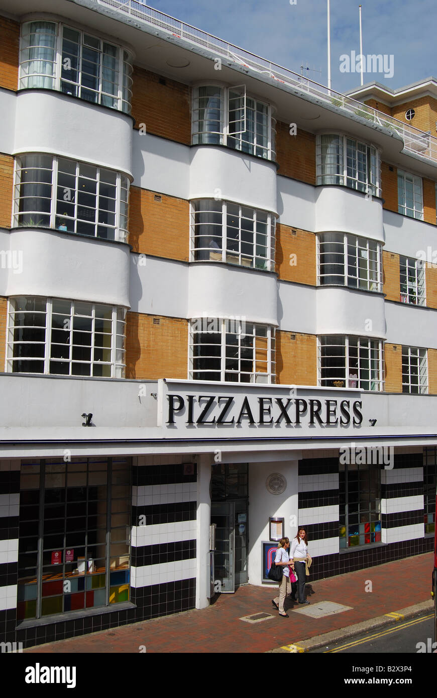 Pizza Express Restaurant in Art Deco building, Red Lion Street, Richmond, Richmond upon Thames, England, United Kingdom Stock Photo