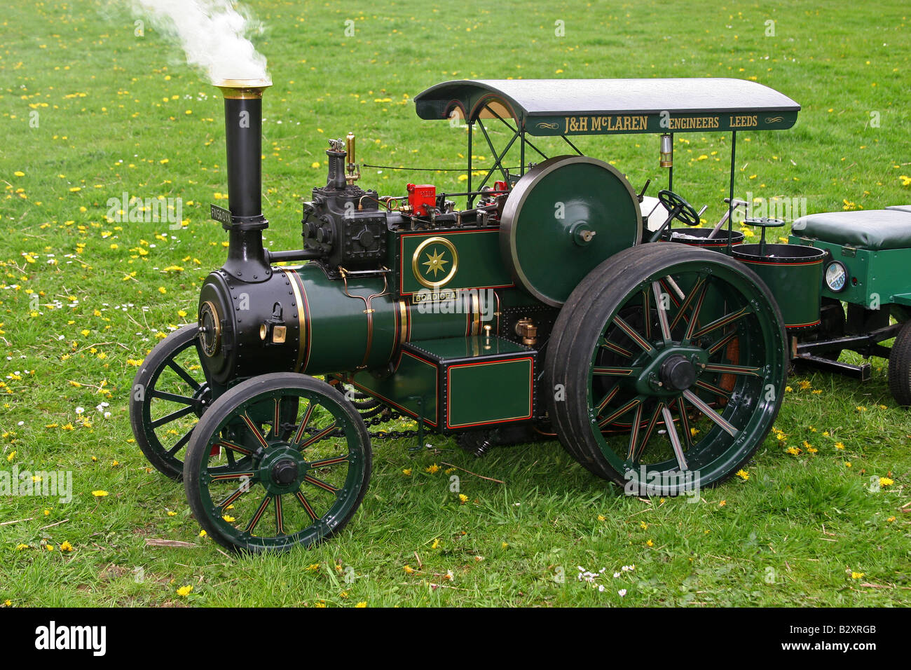 Scale model traction engine hires stock photography and images Alamy