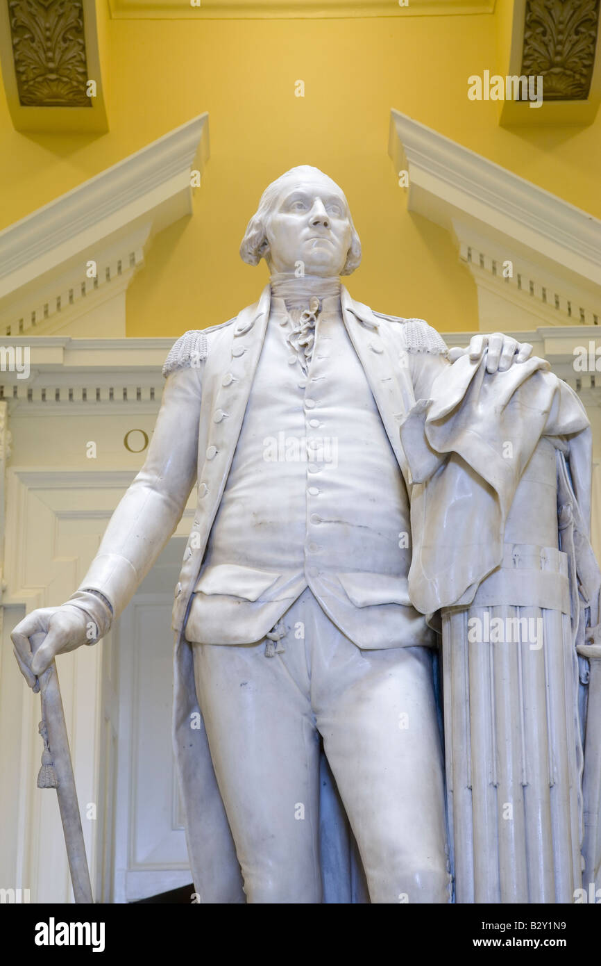 Original life-size statue of George Washington by Jean-Antoine Houdon in restored VA State Capitol Rotunda, Richmond VA Stock Photo