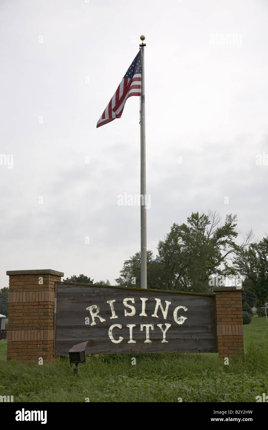 sign to Rising City, Nebraska Stock Photo Alamy