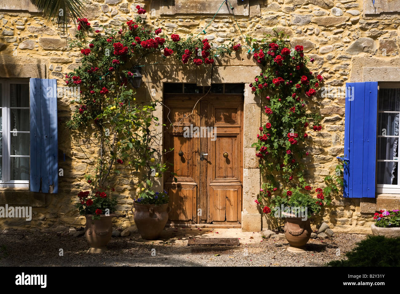 Traditional House on the Canal du Midi, Le Somail, Languedoc-Roussillon, France Stock Photo