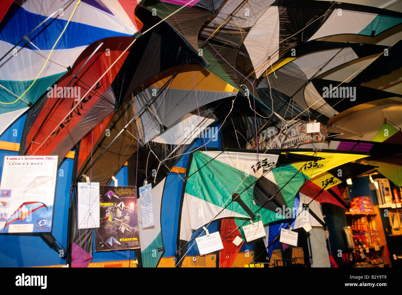 europe, united kingdom, london, the kite store Stock Photo Alamy