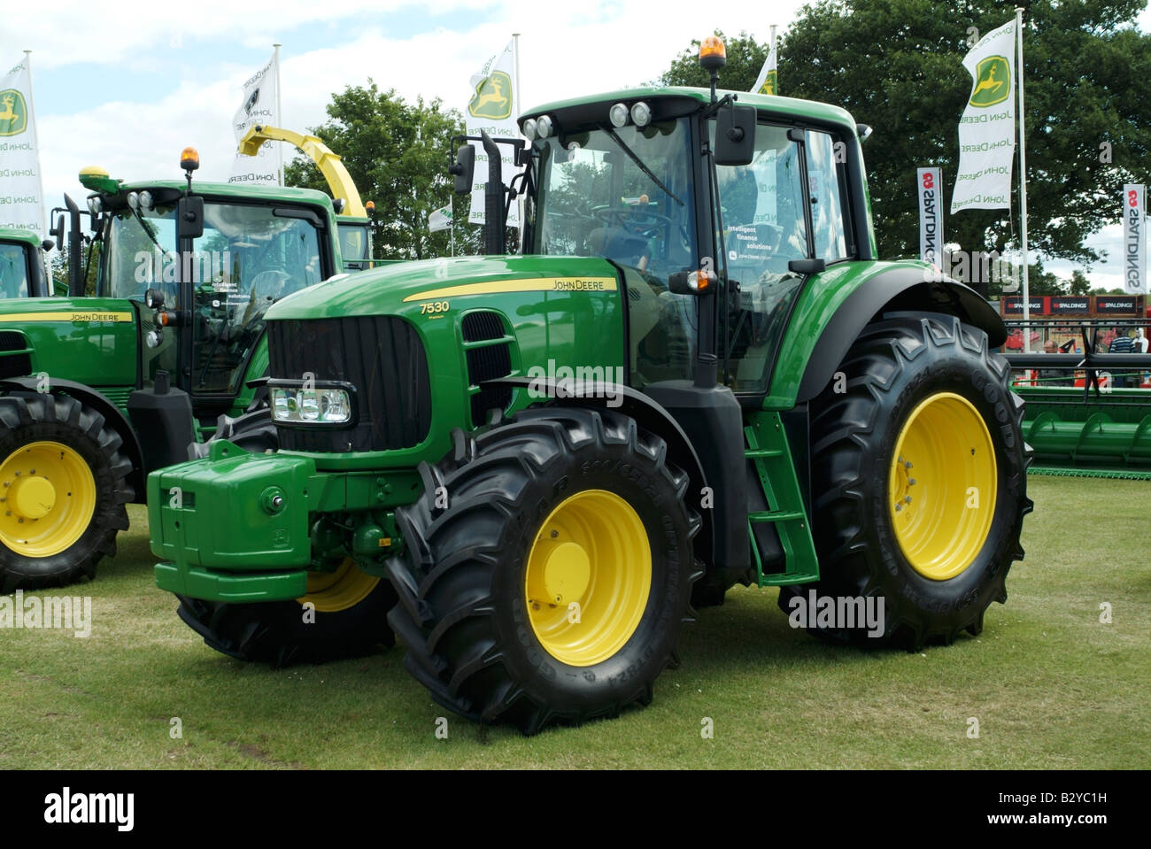 A John Deere 7530 premium tractor at the 2008 Royal Highland Show, Ingliston, Edinburgh Stock Photo
