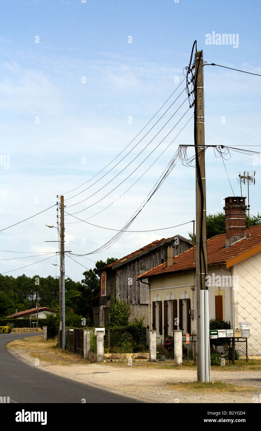 electricity poles in France Electricity cabels are not underground