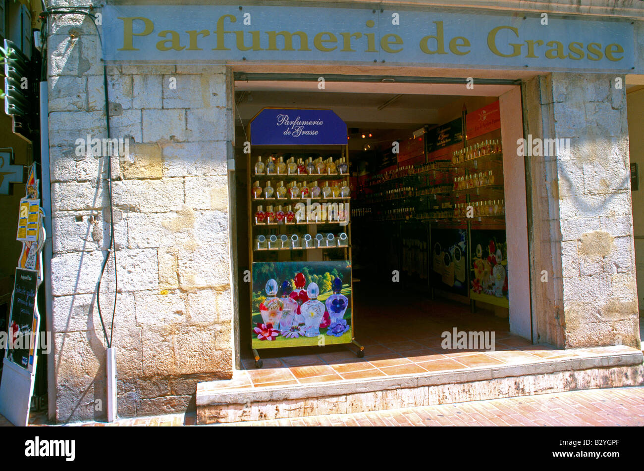 Parfumerie High Resolution Stock Photography And Images Alamy